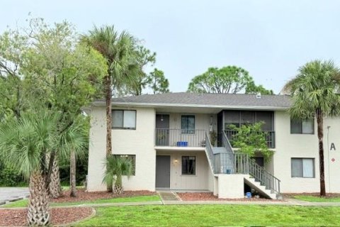 Condominio en venta en Port Charlotte, Florida, 2 dormitorios, 78.04 m2 № 1913257 - foto 1