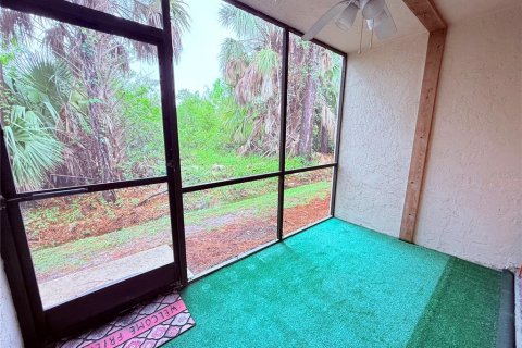 Condominio en venta en Port Charlotte, Florida, 2 dormitorios, 78.04 m2 № 1913257 - foto 18
