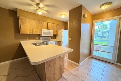 Condominio en venta en Port Charlotte, Florida, 2 dormitorios, 78.04 m2 № 1913257 - foto 5