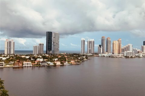 Copropriété à vendre à Aventura, Floride: 3 chambres, 232.53 m2 № 1478193 - photo 1
