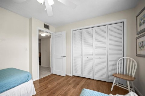 Купить кондоминиум в Сент-Пит-Бич, Флорида 4 комнаты, 70.98м2, № 1750467 - фото 17