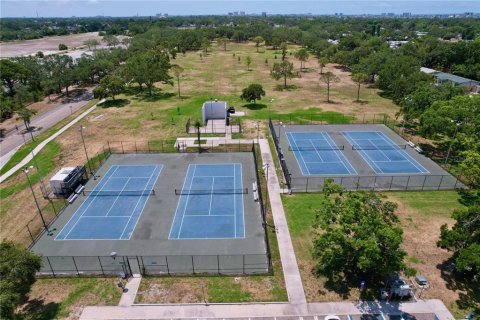Casa en venta en Saint Petersburg, Florida, 3 dormitorios, 129.32 m2 № 1687463 - foto 21