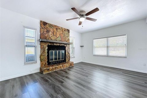 Casa en venta en Saint Petersburg, Florida, 3 dormitorios, 129.32 m2 № 1687463 - foto 5