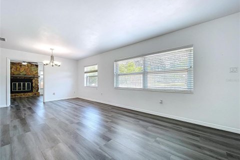 Casa en venta en Saint Petersburg, Florida, 3 dormitorios, 129.32 m2 № 1687463 - foto 3