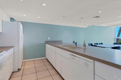 Condominio en alquiler en Longboat Key, Florida, 3 dormitorios, 146.41 m2 № 1341175 - foto 30