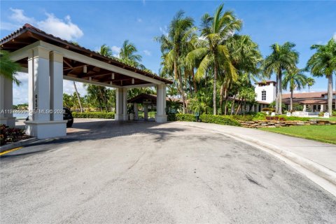 Copropriété à louer à Doral, Floride: 3 chambres, 158.86 m2 № 2041266 - photo 12