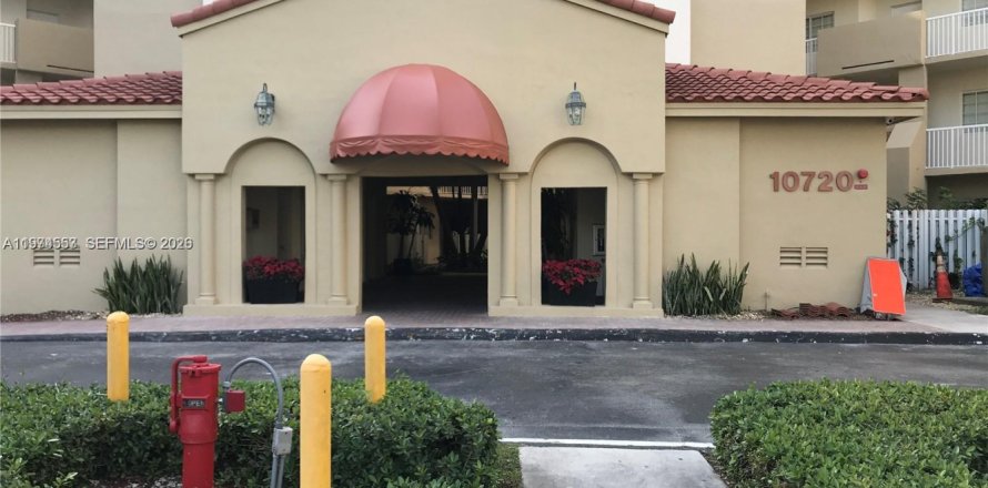 Condo à Doral, Floride, 3 chambres  № 2041266