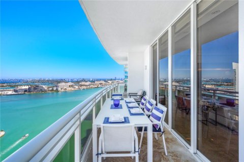Condominio en venta en Miami, Florida, 3 dormitorios, 180.6 m2 № 2153348 - foto 5