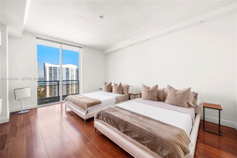 Condominio en venta en Miami, Florida, 3 dormitorios, 180.6 m2 № 2153348 - foto 14