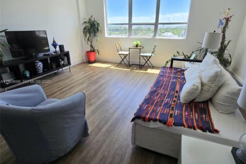 Снять в аренду кондоминиум в Майами-Бич, Флорида 1 спальня, 88.54м2, № 2034182 - фото 7