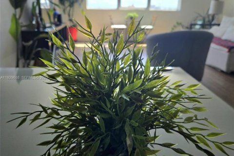 Снять в аренду кондоминиум в Майами-Бич, Флорида 1 спальня, 88.54м2, № 2034182 - фото 4