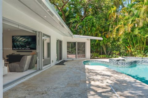 House in Miami Shores, Florida 4 bedrooms, 228.91 sq.m. № 1700482 - photo 28