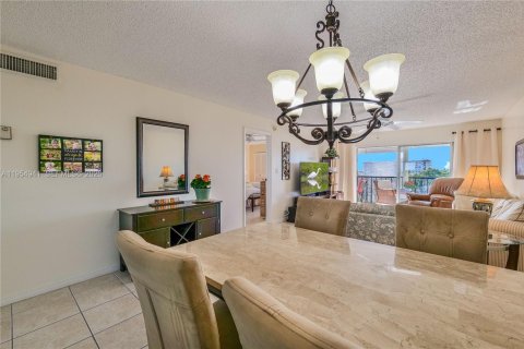 Copropriété à vendre à Lauderhill, Floride: 2 chambres, 102.19 m2 № 2010861 - photo 7