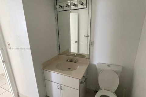 Снять в аренду кондоминиум в Майами-Бич, Флорида 1 спальня, 75.72м2, № 1949226 - фото 14