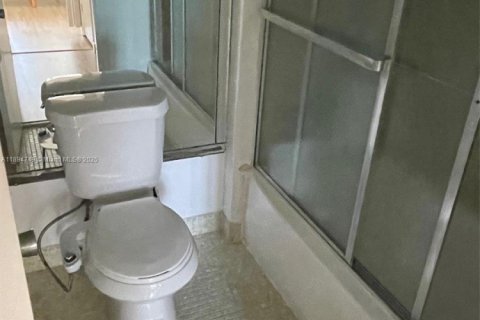 Снять в аренду кондоминиум в Майами-Бич, Флорида 1 спальня, 75.72м2, № 1949226 - фото 8