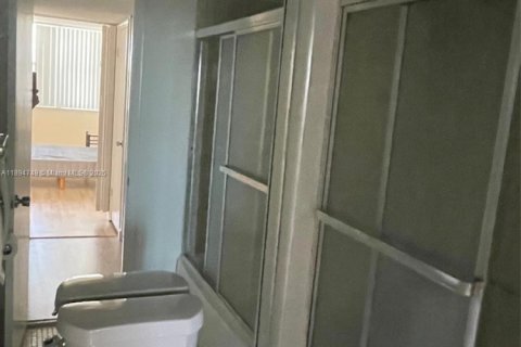 Снять в аренду кондоминиум в Майами-Бич, Флорида 1 спальня, 75.72м2, № 1949226 - фото 9