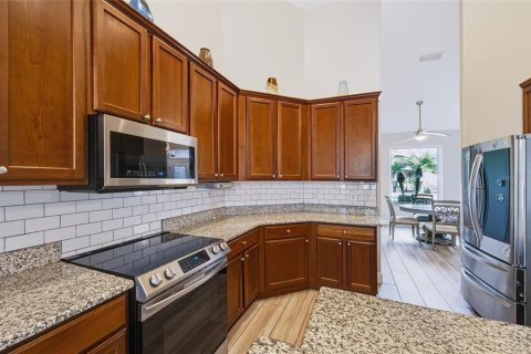 Casa en venta en Clermont, Florida, 4 dormitorios, 191.84 m2 № 2430675 - foto 5