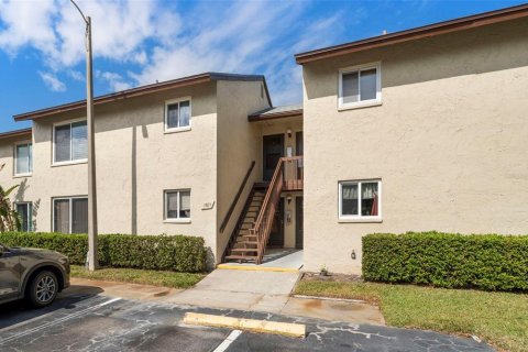 Condominio en venta en Clearwater, Florida, 2 dormitorios, 77.11 m2 № 1875832 - foto 3