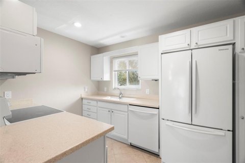 Condominio en venta en Clearwater, Florida, 2 dormitorios, 77.11 m2 № 1875832 - foto 12