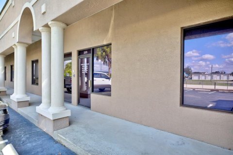 Commercial property in Sebring, Florida 366.03 sq.m. № 1722544 - photo 3