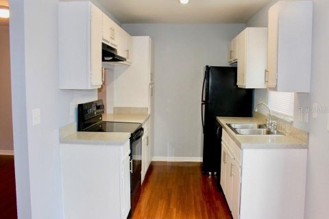 Adosado en alquiler en Orlando, Florida, 3 dormitorios, 121.42 m2 № 1793015 - foto 4