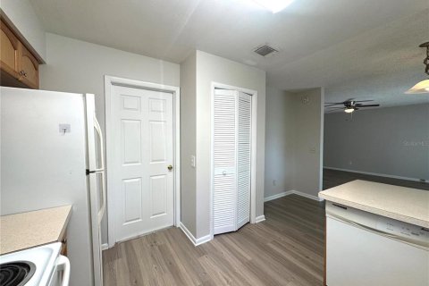 Casa en alquiler en Oviedo, Florida, 4 dormitorios, 136.01 m2 № 1881396 - foto 7