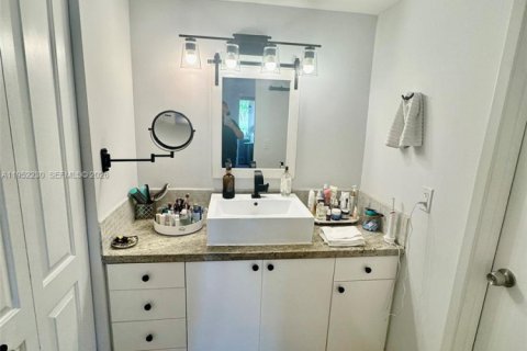 Купить кондоминиум в Майами, Флорида 3 спальни, 115.2м2, № 2006579 - фото 19