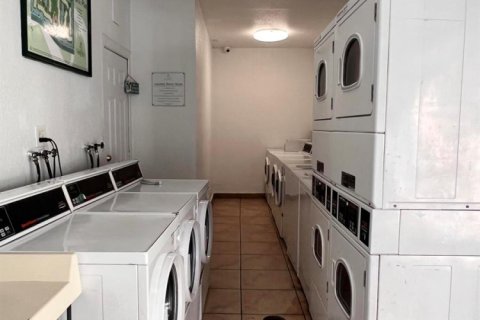 Купить кондоминиум в Уэст-Палм-Бич, Флорида 4 комнаты, 85.93м2, № 2188181 - фото 29