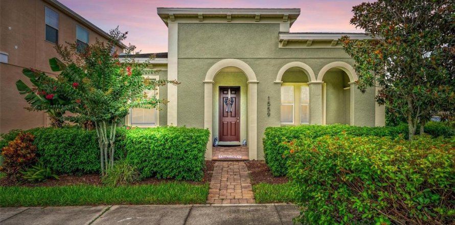 House in Winter Garden, Florida 3 bedrooms, 157.19 sq.m. № 1812880