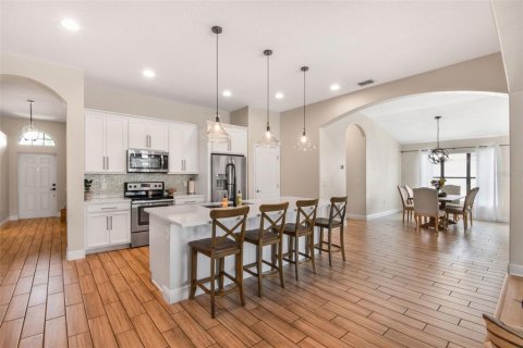 House in DeBary, Florida 4 bedrooms, 210.89 sq.m. № 1725445 - photo 17