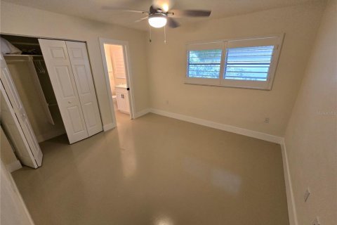 House in Port Charlotte, Florida 3 bedrooms, 171.87 sq.m. № 1795272 - photo 14