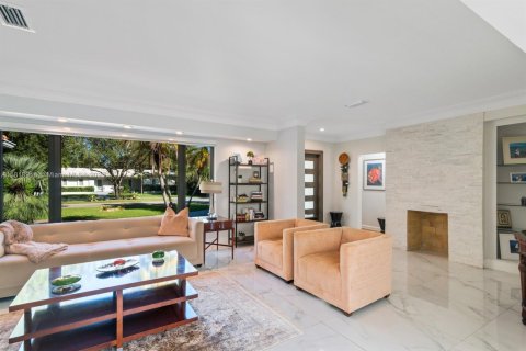 Купить виллу или дом в Майами-Шорс, Флорида 3 спальни, 197.23м2, № 1962118 - фото 2