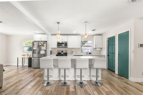 Casa en venta en Orlando, Florida, 3 dormitorios, 125.98 m2 № 1655166 - foto 4