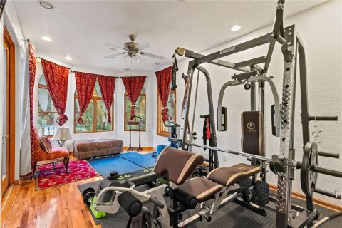 House in Orlando, Florida 10 bedrooms, 685.25 sq.m. № 1531680 - photo 27