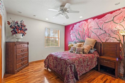 House in Orlando, Florida 10 bedrooms, 685.25 sq.m. № 1531680 - photo 29