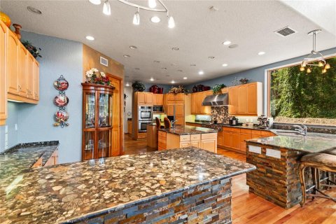 House in Orlando, Florida 10 bedrooms, 685.25 sq.m. № 1531680 - photo 13