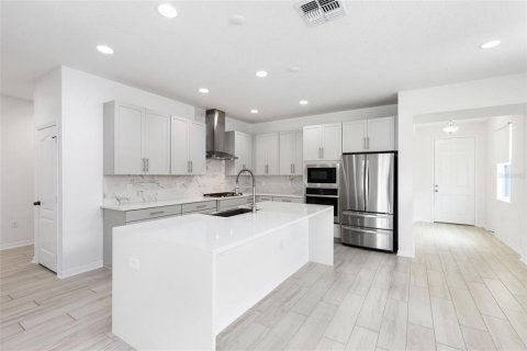 Casa en venta en Winter Garden, Florida, 4 dormitorios, 268.39 m2 № 1789733 - foto 7