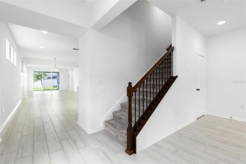 Casa en venta en Winter Garden, Florida, 4 dormitorios, 268.39 m2 № 1789733 - foto 4