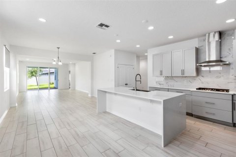 Casa en venta en Winter Garden, Florida, 4 dormitorios, 268.39 m2 № 1789733 - foto 5