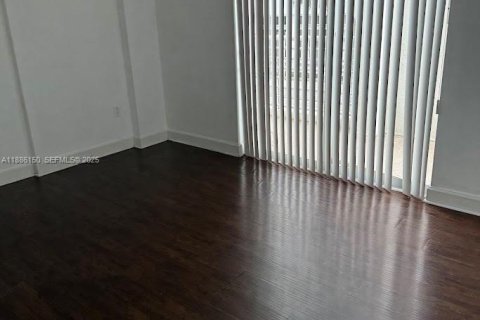 Купить кондоминиум в Холливуд, Флорида 3 спальни, 137.5м2, № 1983311 - фото 25