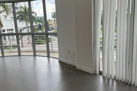 Купить кондоминиум в Холливуд, Флорида 3 спальни, 137.5м2, № 1983311 - фото 18