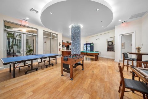 Condo in Hollywood, Florida, 3 bedrooms  № 1983311 - photo 7