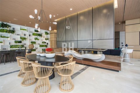 Condominio en alquiler en Miami, Florida, 2 dormitorios, 104.52 m2 № 2020387 - foto 15