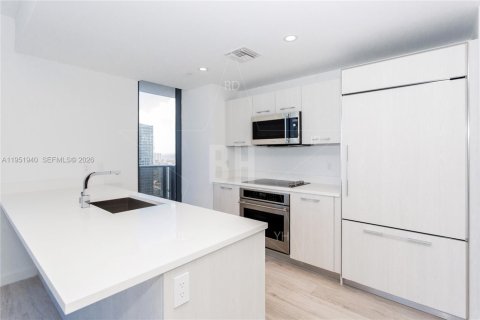 Condominio en alquiler en Miami, Florida, 2 dormitorios, 104.52 m2 № 2020387 - foto 4