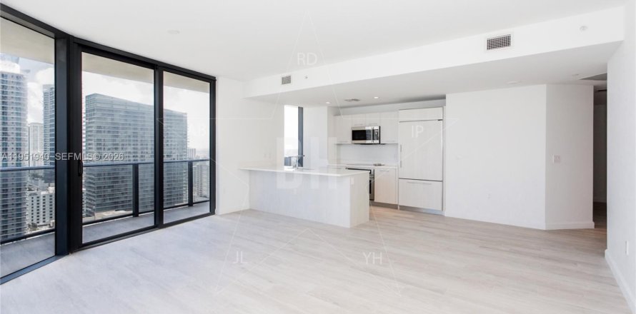 Condominio en Miami, Florida, 2 dormitorios № 2020387