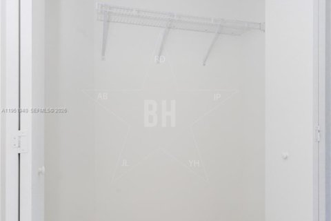 Condominio en alquiler en Miami, Florida, 2 dormitorios, 104.52 m2 № 2020387 - foto 9