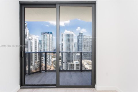 Condominio en alquiler en Miami, Florida, 2 dormitorios, 104.52 m2 № 2020387 - foto 7