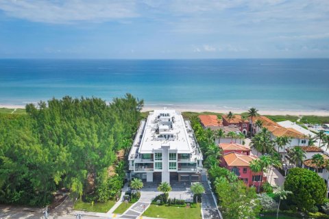 Купить кондоминиум в Делрей-Бич, Флорида 3 комнаты, 285.12м2, № 2086367 - фото 1
