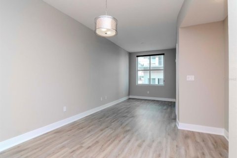 Condo in Tampa, Florida, 1 bedroom  № 1549683 - photo 11