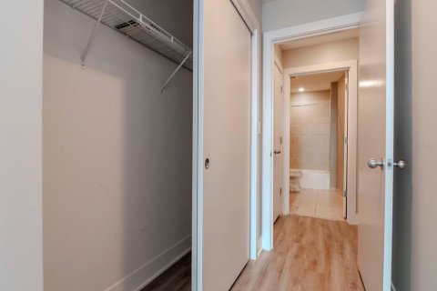 Condo in Tampa, Florida, 1 bedroom  № 1549683 - photo 22